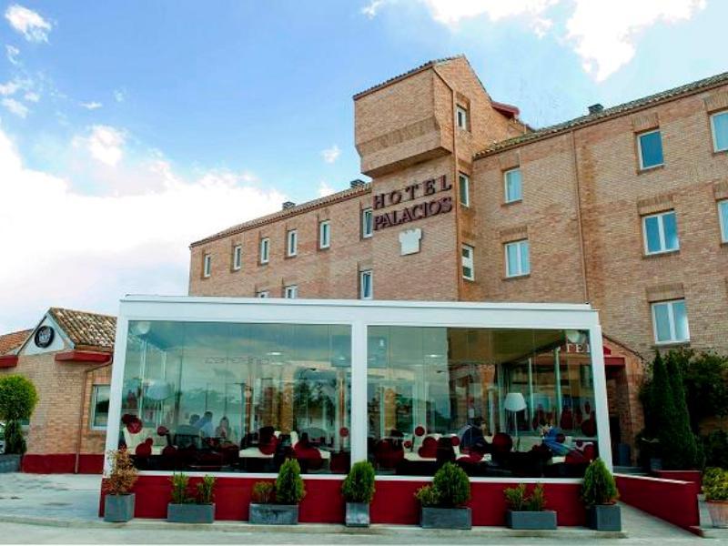Hotel Palacios Alfaro Exterior foto